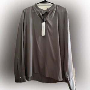 NWT Calvin Klein Pleated Blouse – XL – Ash Grey